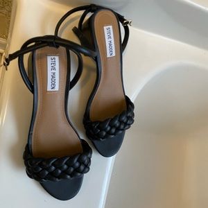 Steve Madden Braided Sandals Block Heel NWOT Size 8